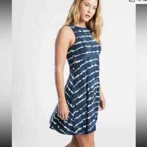 ATHLETA Santorini Thera Dress Tie Dye Stripe Navy size MED